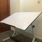 طاولة رسم هندسي