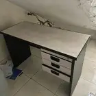 طاولة وكرسي دوار