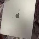 ايباد 12.9 جديد ونظيف ولا فيه كسر ولا فك ابدا