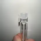 عبوات زجاجية صغيرة