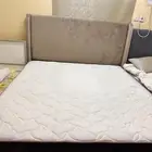 سرير للبيع