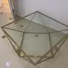 طاوله كبيره جديده مافيها عيوب