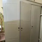 اثاث دولاب و3 طاولات
