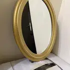 مرايه وطاولات