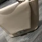 شنطه وردي نود كبيره مستعمله إستعمال خفيف 40 ريال