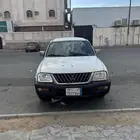 ميتسوبيشي 2004 وانيت