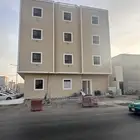 للايجار عماره جديده علي بعد خطوات من طريق خريص اربعه ادوار