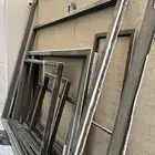 شبابيك وباب زجاج