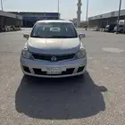 للبيع نيسان تيدا 2011