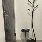 اغراض للبيع ابجوره وعلاقه ملابس وجواعد طاولات كلارا