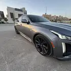 كاديلاك CT5 فئة سبورت فل كامل وارد الجميح