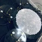 طاوله زجاج ارضي اللون ذهبي