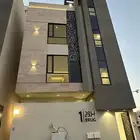 للبيع شقه علويه معها غرفه بالسطح بحى الحسام