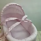 سرير مواليد وردي غير مستعمل