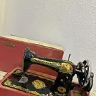 مكينة يدويه من النوع القديم عمرها 40 سنه