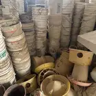 سطول بلاستيك وحديد