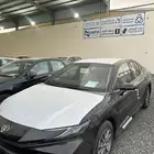 كامري 2025 أسود ستاندر (E)