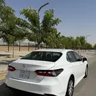 كامري 2022 ابيض