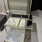 6 طاولات خدمه