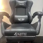 كرسي قيمنق دوار نظيف جدا  وبحالة ممتازة مريح وعملي