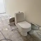 مغسلة يدين وكرسي فرنجي