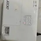 للبيع بروجكتر acer مع جميع ملحقاته