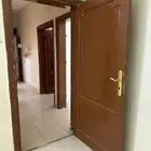 بيبان خشب وشبابيك للبيع