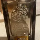 عطر رسيس جولد والله انة اصلي ويشهد علي ربي يجي الصامل فقط