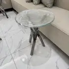 طاولة للبيع نظيفة جدا 400