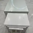 طاولة كبيره و 4 طاولات خدمه