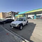 شيروكي ليبرتي 2006 قير عايدي