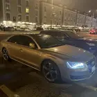 Audi W12 2014 مخزن ونظيف جدا