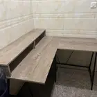 طاولة مكتب