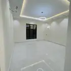 للبيع روف علوي مع ملحق درج داخلي وخارجي من 780 الف