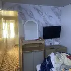 شقه