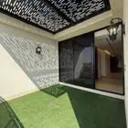 شقة بسطح خاص تمليك دور كامل مستقل بالشوقية بتشطيبات مودرن