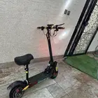 سكوتر للبيع جديد استخدام 3 ايام سبب البيع ودي بدباب ميني