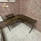 طاولة وكرسي مكتبي