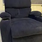كرسي استرخاء نظيف ومريح