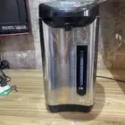 غلايه من هوم ماستر حاله ممتازه فيها زر أمان مساحه 3.8. لتر