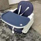 كرسي مع طاولة اكل للاطفال