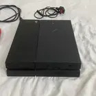 سوني 4 مع اغراضه