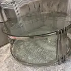 طاولة للبيع