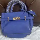 مجموعة حقائب يد نسائيه