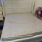غرفت نوم سليمه مافيها عيب الا باب الدولاب مكسور