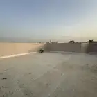 شقه او دور علوي مدخل خاص اربعه وصاله ومعاها سطح حي الخليج