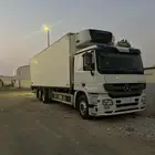 شاحنة براد لنقل