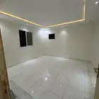 شقة بحي القادسيه 4 غرف مع سطح قريبه من المترو