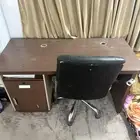 طاولة و كرسي