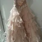 للبيع فستان سهره
